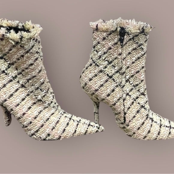 BALENCIAGA TWEED FABRIC HEEL BOOT - Picture 4 of 7